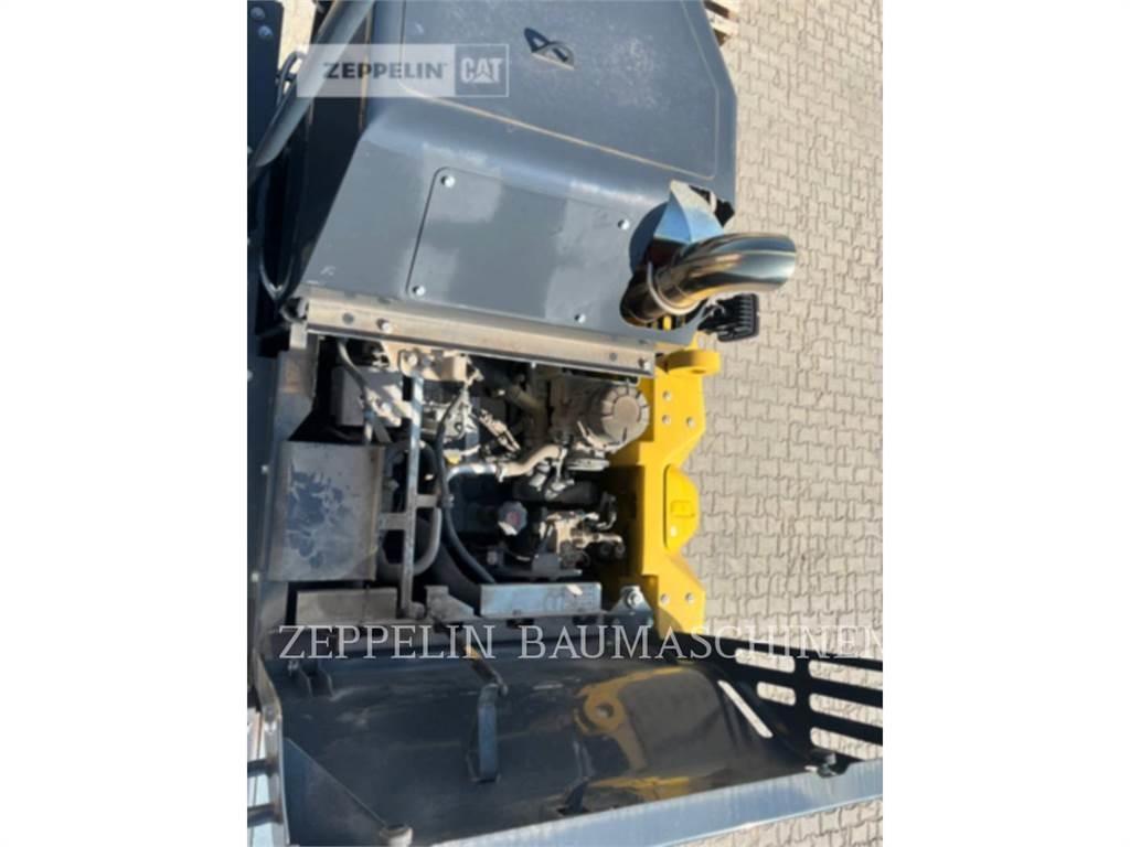 Komatsu PW148-11 Ekskavatori uz riteņiem
