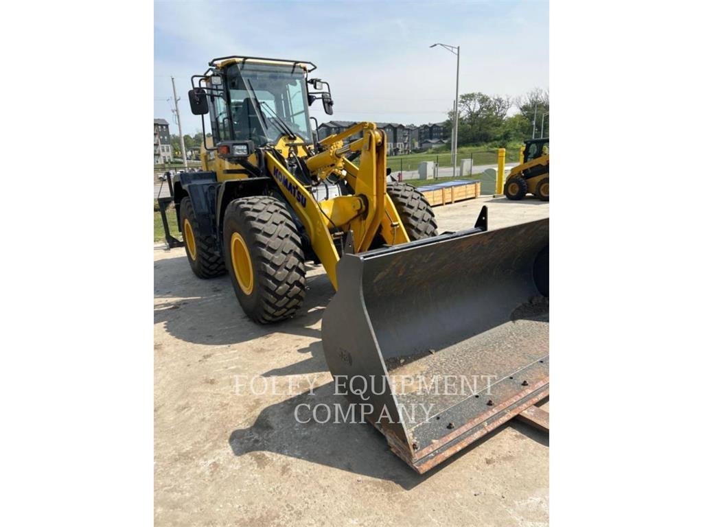 Komatsu WA200-8 Iekrāvēji uz riteņiem