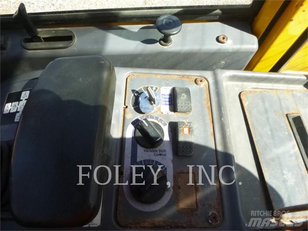 Komatsu WA250-5 Iekrāvēji uz riteņiem