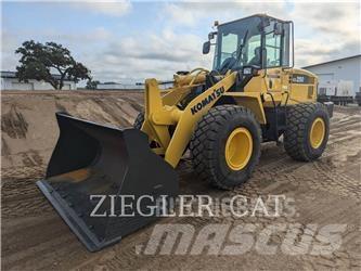 Komatsu WA250-5L Iekrāvēji uz riteņiem