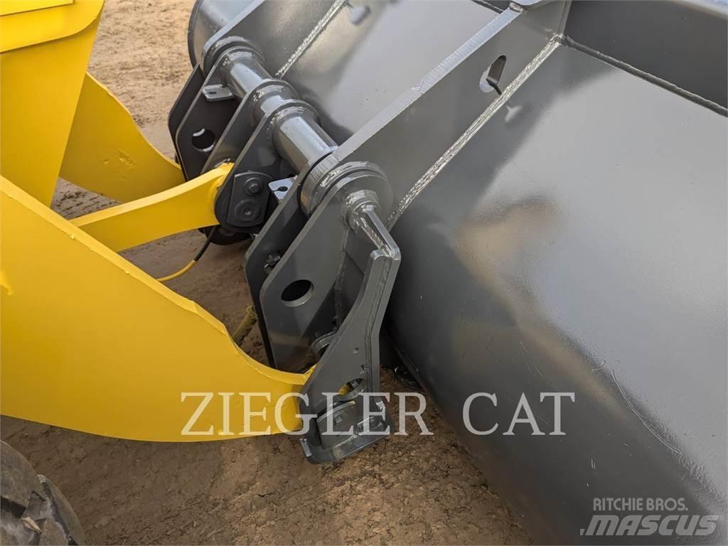 Komatsu WA250-5L Iekrāvēji uz riteņiem