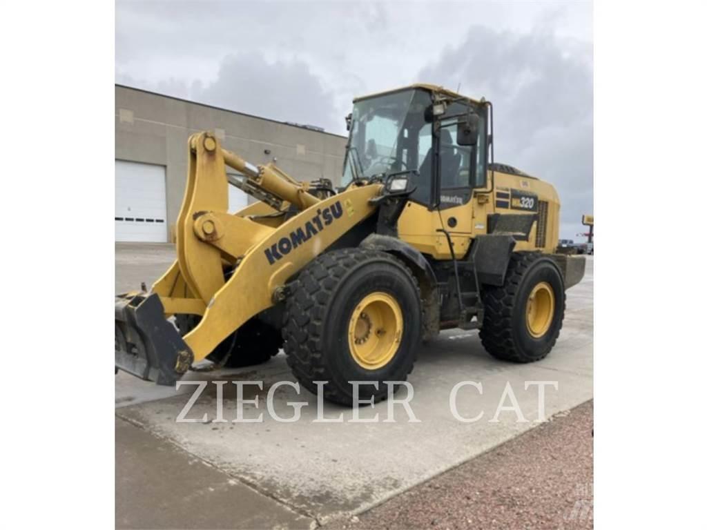 Komatsu WA320 Iekrāvēji uz riteņiem