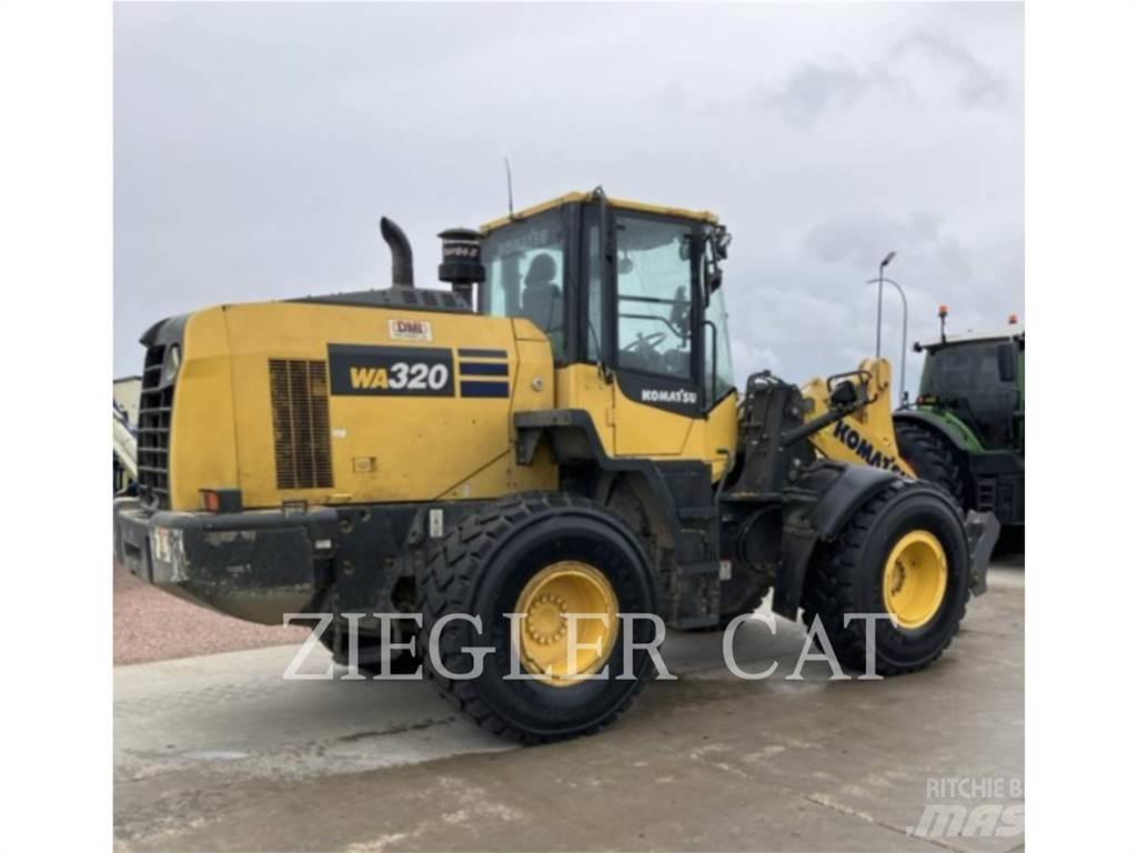 Komatsu WA320 Iekrāvēji uz riteņiem