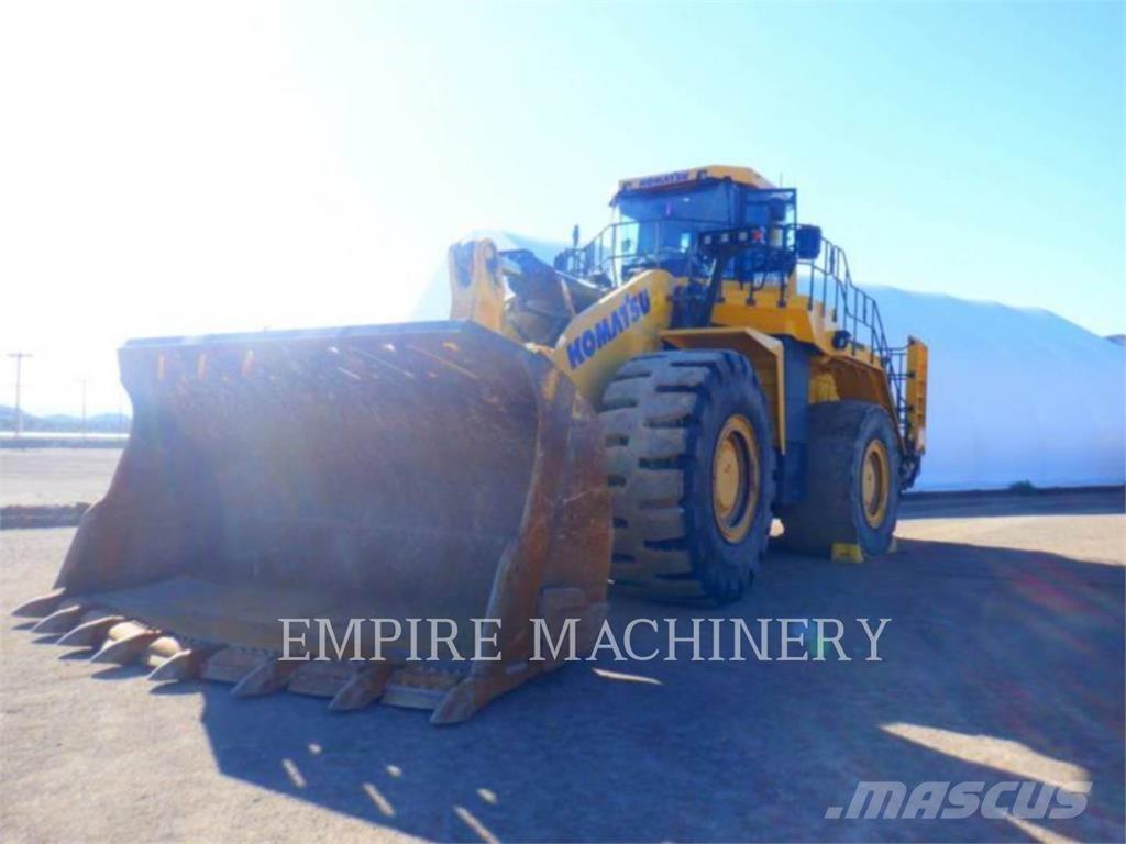 Komatsu WA900-8 Iekrāvēji uz riteņiem