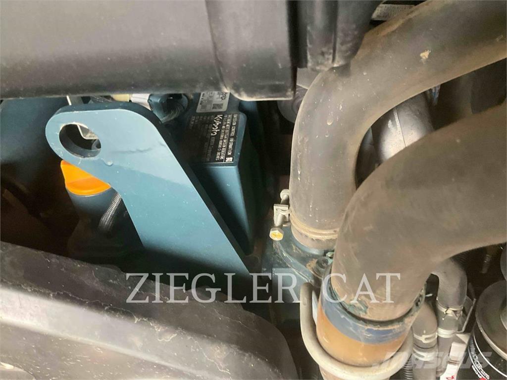 Kubota SSV75 Lietoti riteņu kompaktiekrāvēji