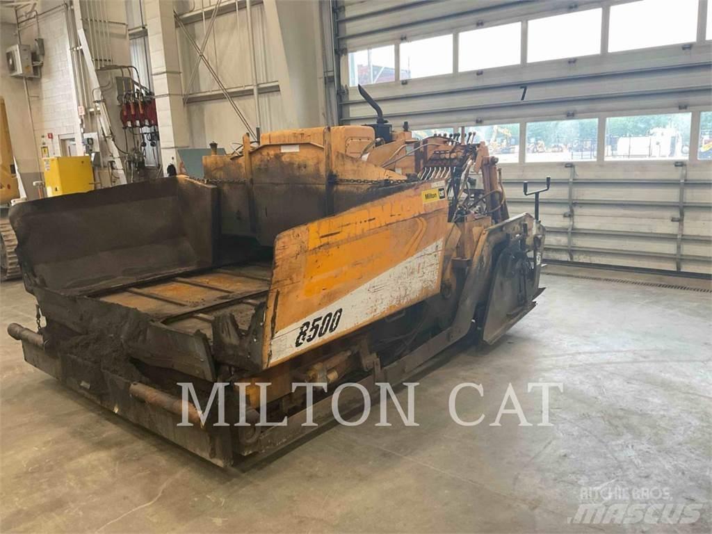 LeeBoy L8500T Asfalta klājēji