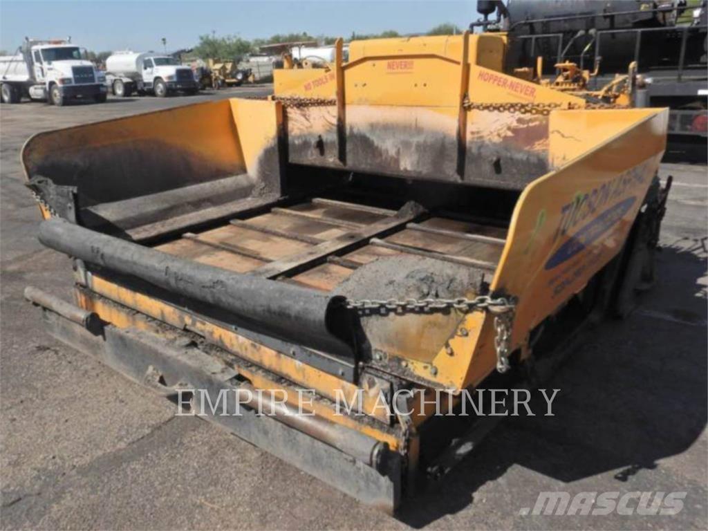 LeeBoy L8500T Asfalta klājēji