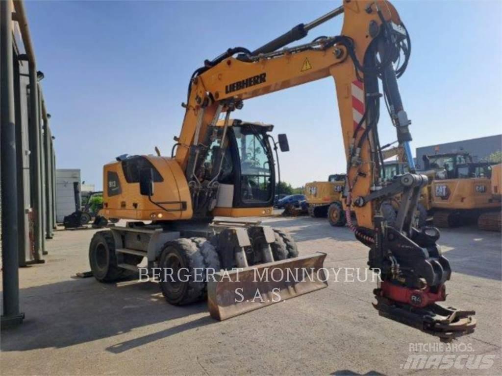 Liebherr A913 Ekskavatori uz riteņiem