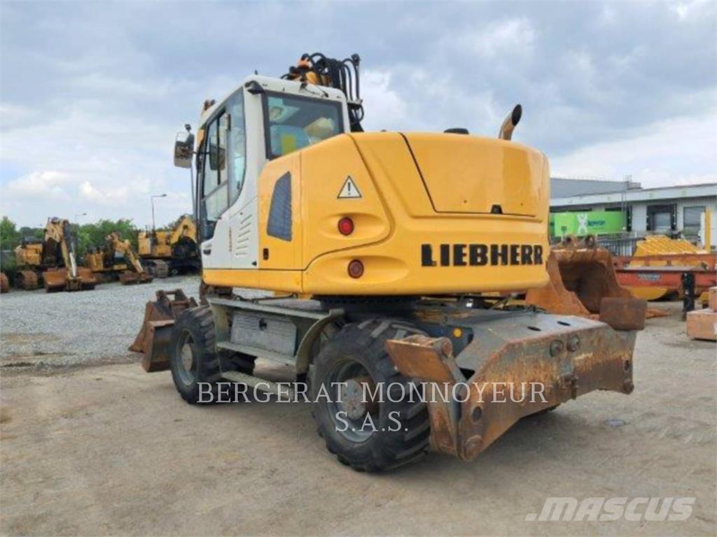 Liebherr A914 Ekskavatori uz riteņiem