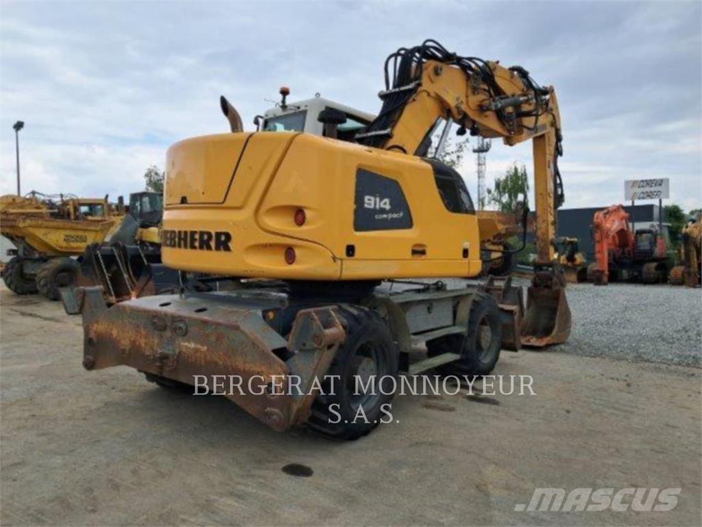 Liebherr A914 Ekskavatori uz riteņiem