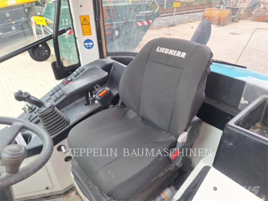 Liebherr L506 Iekrāvēji uz riteņiem