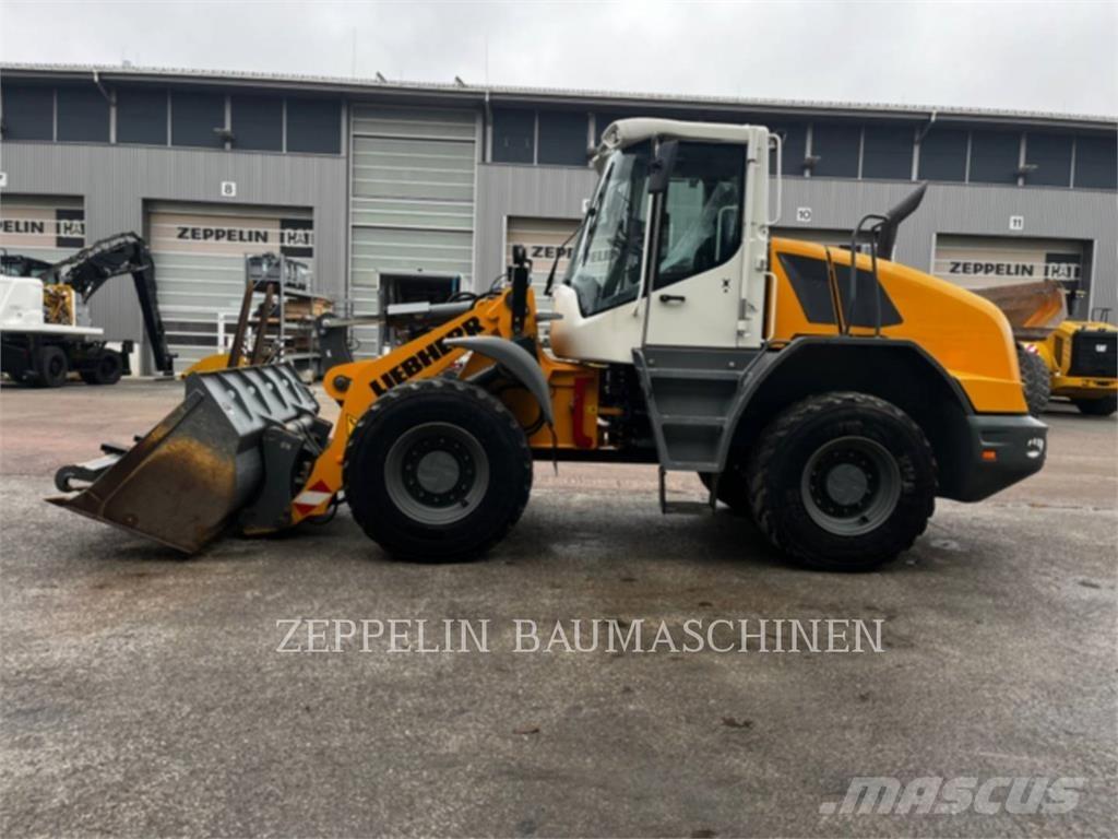 Liebherr L526 Iekrāvēji uz riteņiem