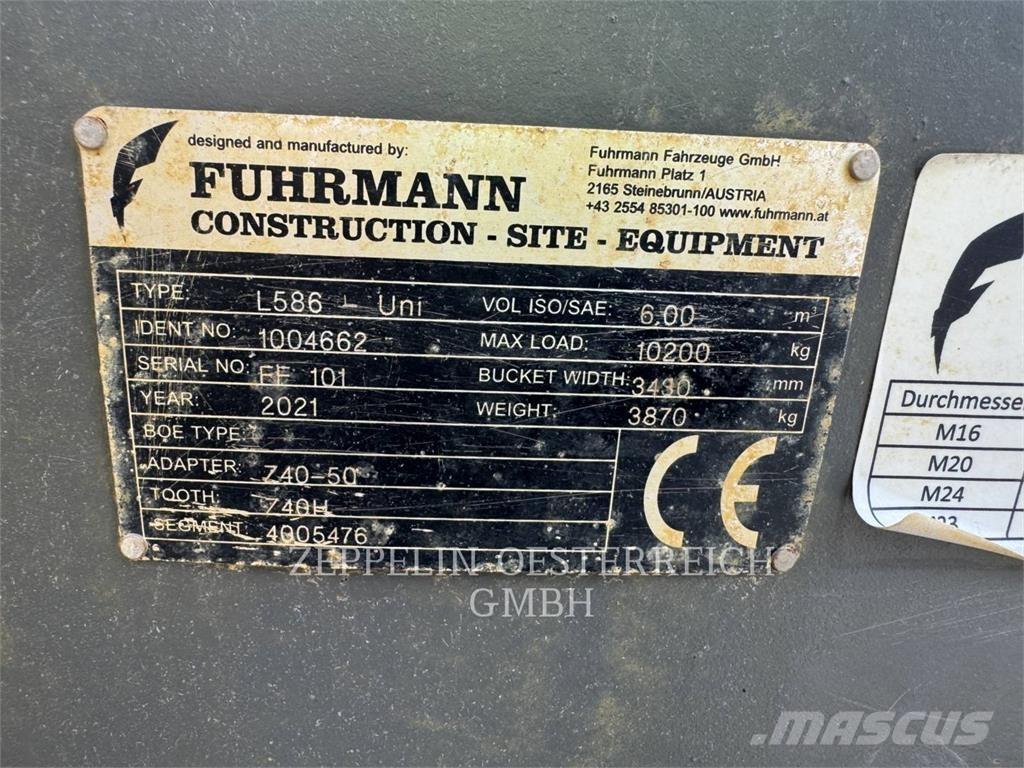 Liebherr L586 Iekrāvēji uz riteņiem
