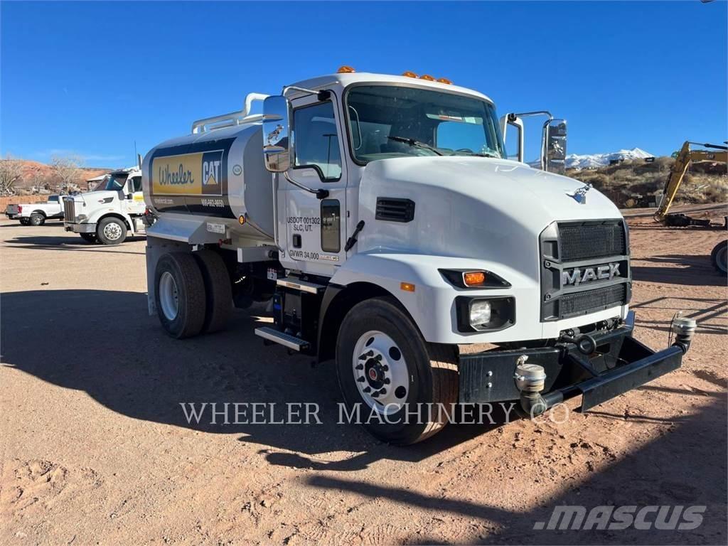 Mack WT2000 A Autocisterna
