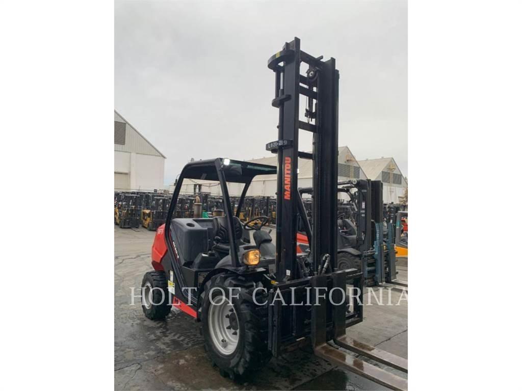 Manitou MC30-4 Tehnika ar dīzeļa dzinēju