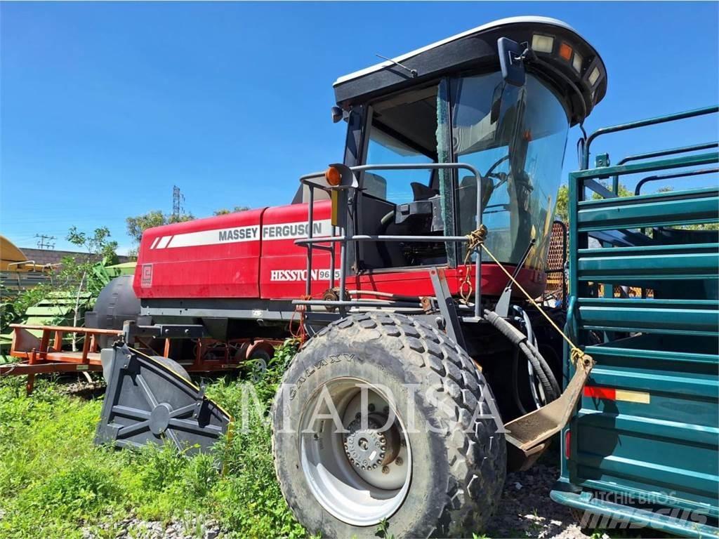 Massey Ferguson 9635 Harvesteri