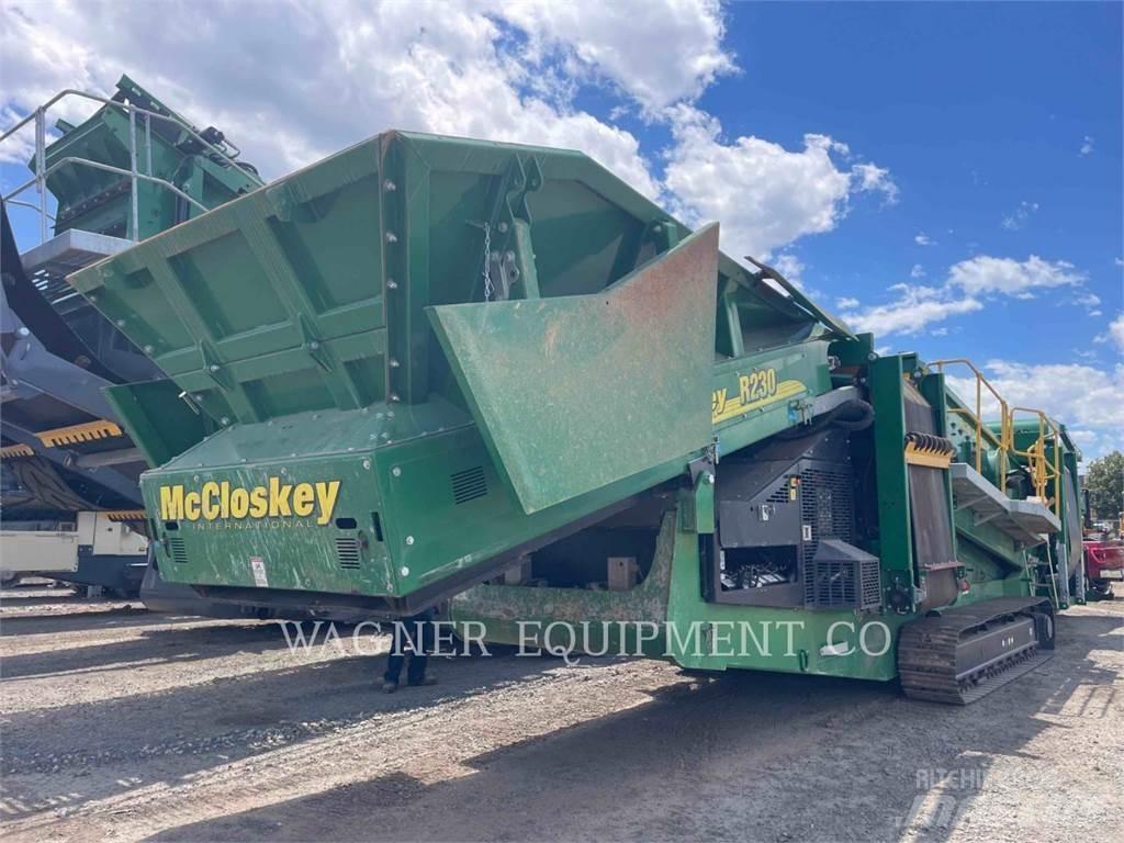 McCloskey R230 Drupinātāji
