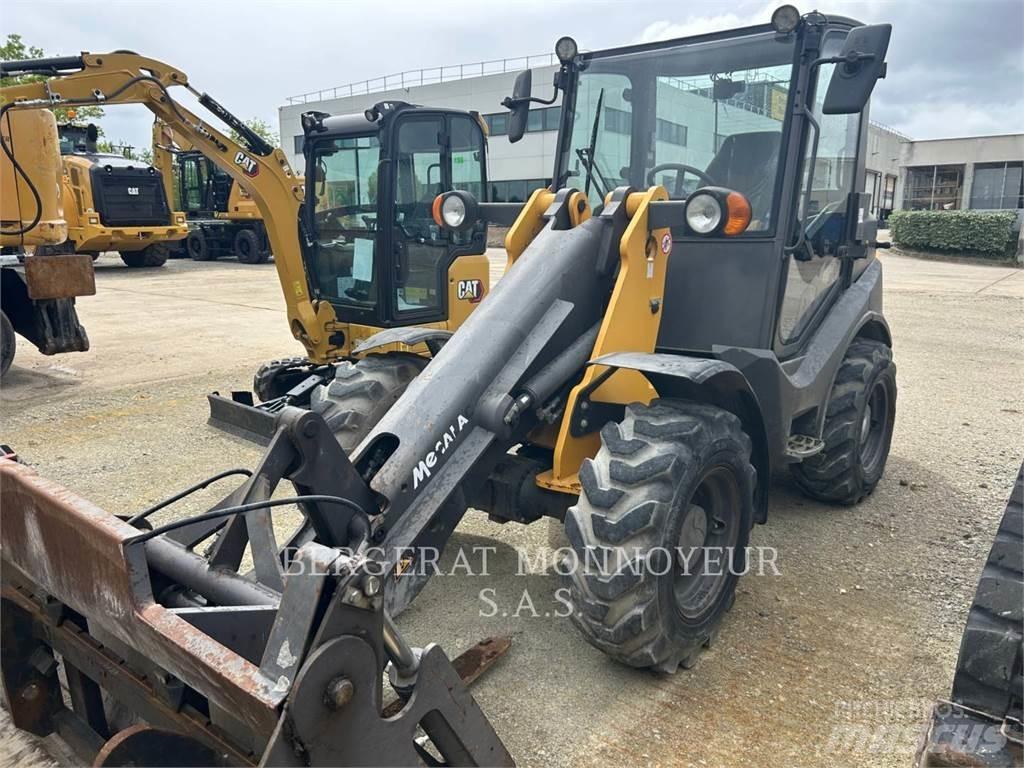 Mecalac AX850 Iekrāvēji uz riteņiem