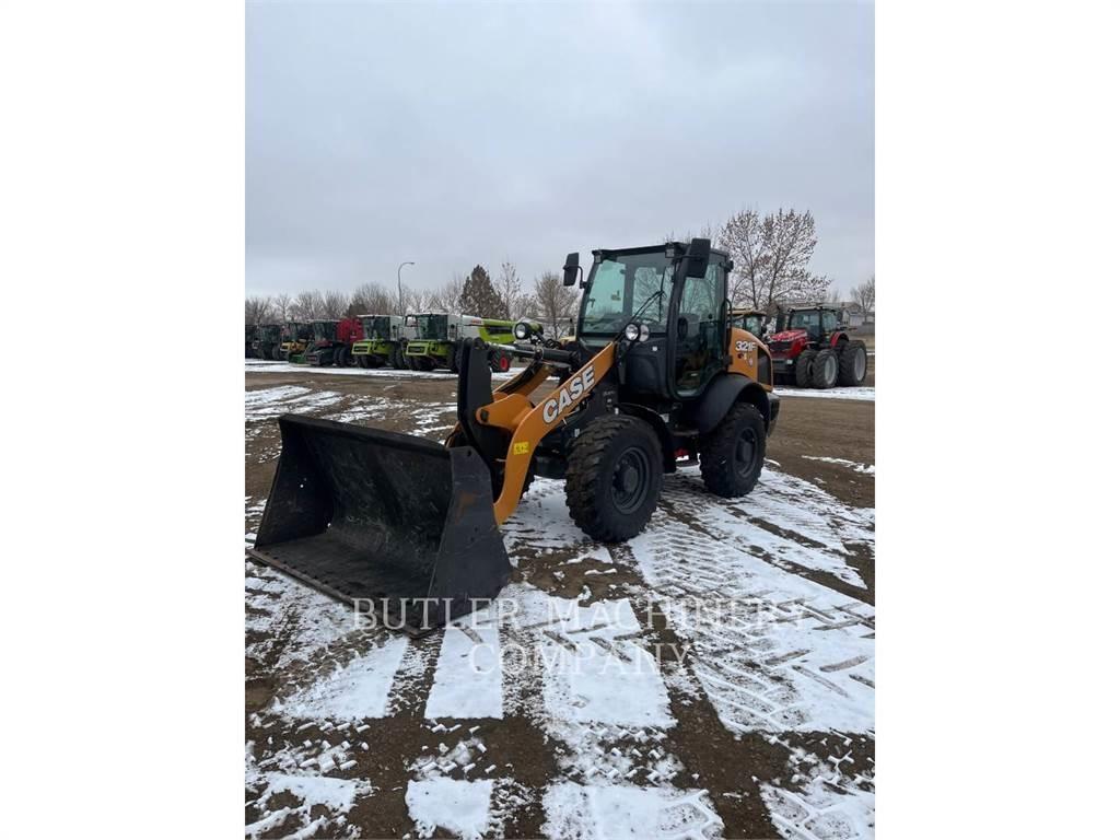 New Holland 321F Iekrāvēji uz riteņiem
