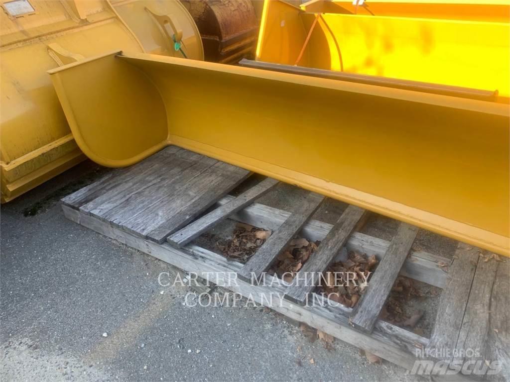Protec SNOW TURF PUSHER Sniega metēji