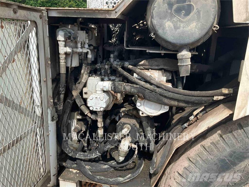 Roadtec RP170 Asfalta klājēji