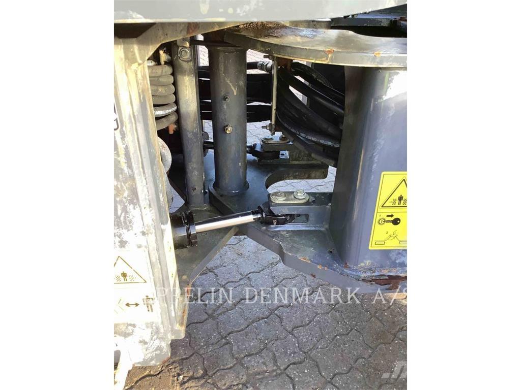 Schaeff TL100 Iekrāvēji uz riteņiem