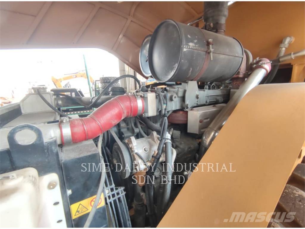 SEM MACHINERY SEM 522 Augsnes blīvētāji