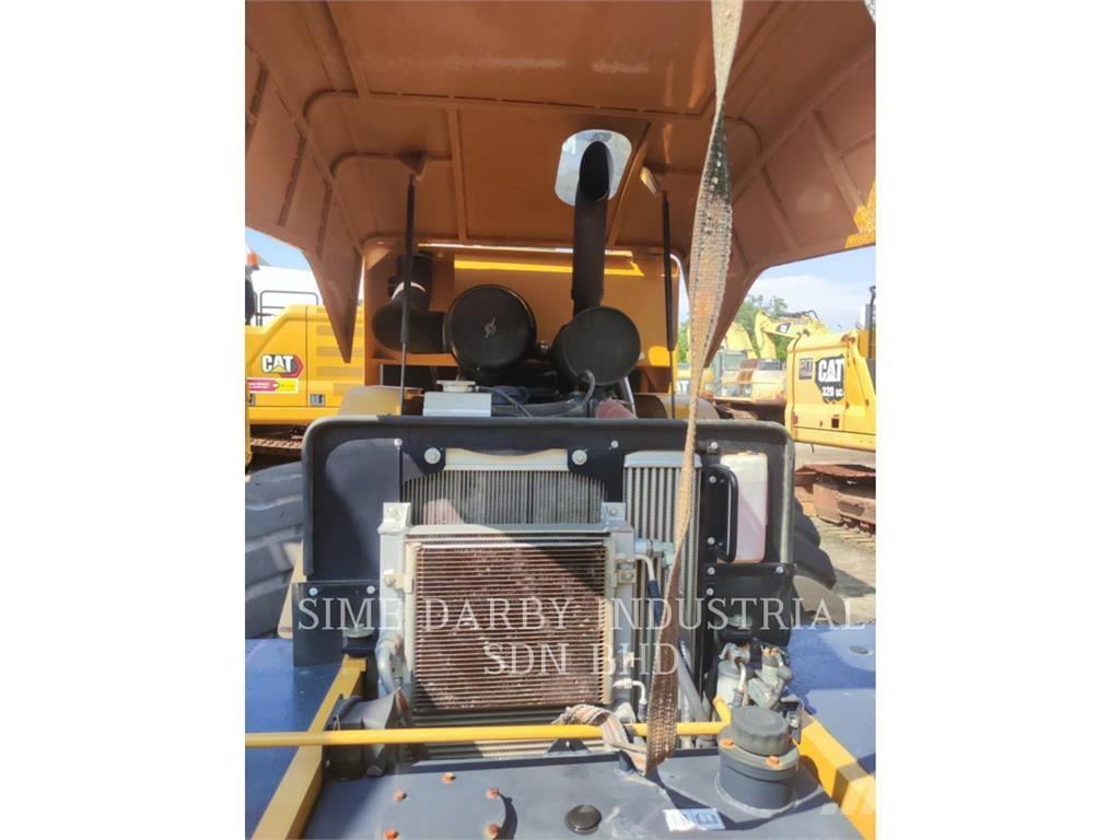 SEM MACHINERY SEM 522 Augsnes blīvētāji