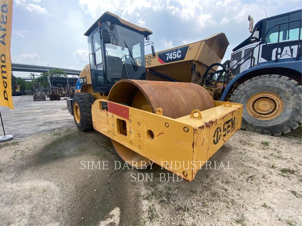 SEM MACHINERY SEM 522 Augsnes blīvētāji