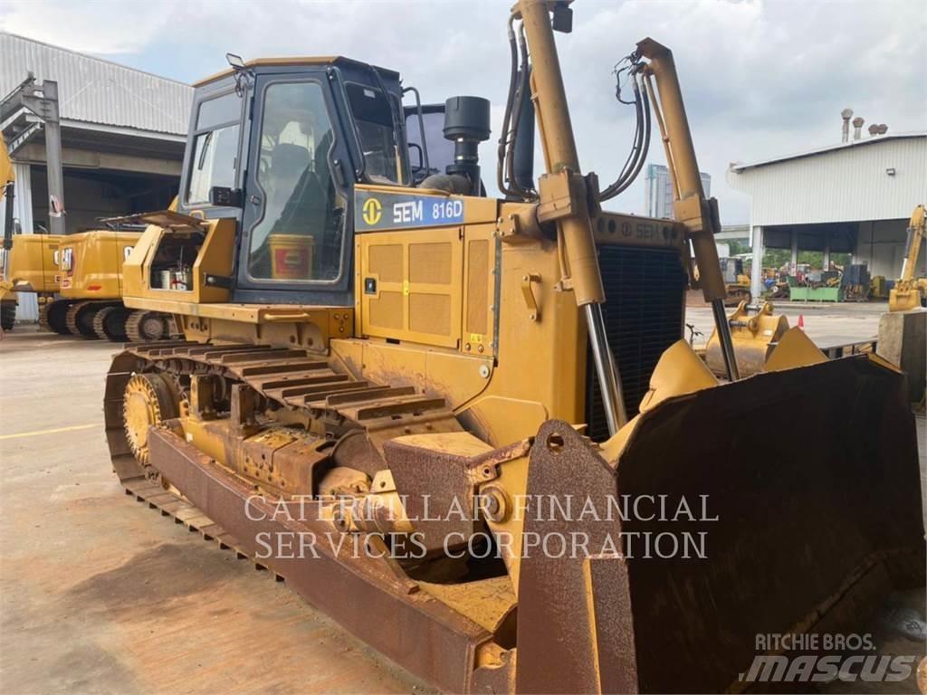 SEM MACHINERY SEM816D Kāpurķēžu buldozeri