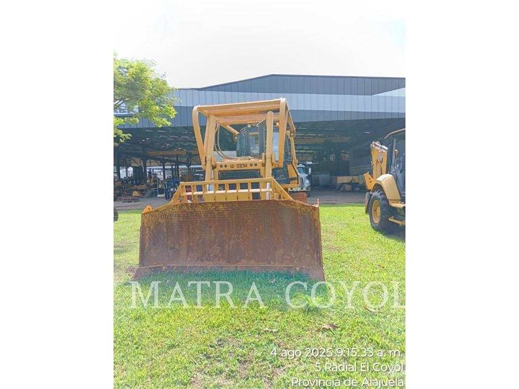 SEM MACHINERY SEM816D Kāpurķēžu buldozeri