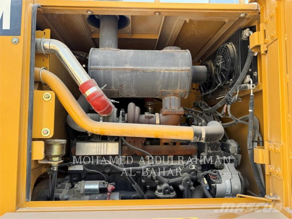 SEM MACHINERY SEM921 Greideri