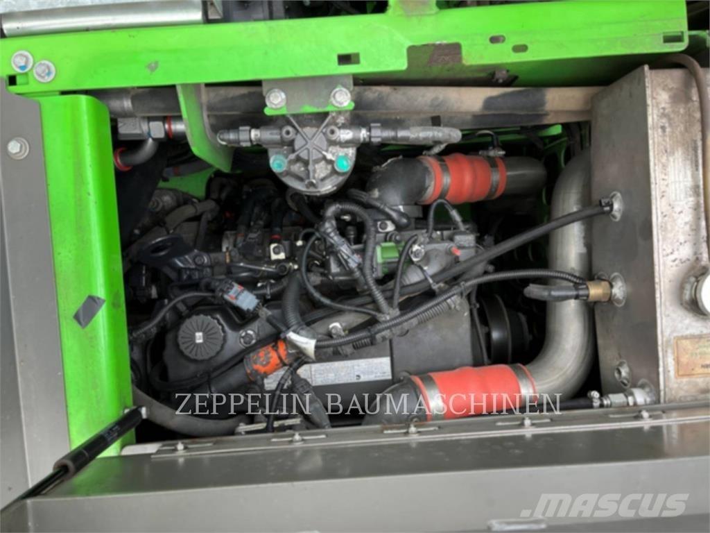 Sennebogen 821E Demontāžas ekskavators