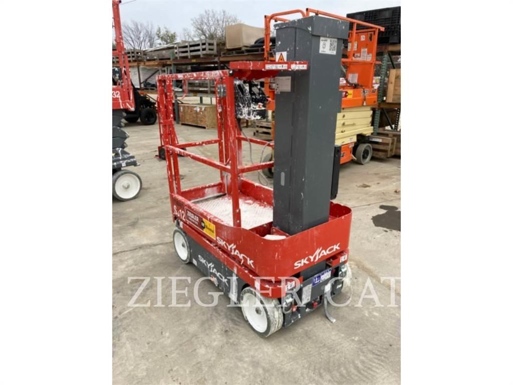 Skyjack SJ12 Šķerveida pacēlāji