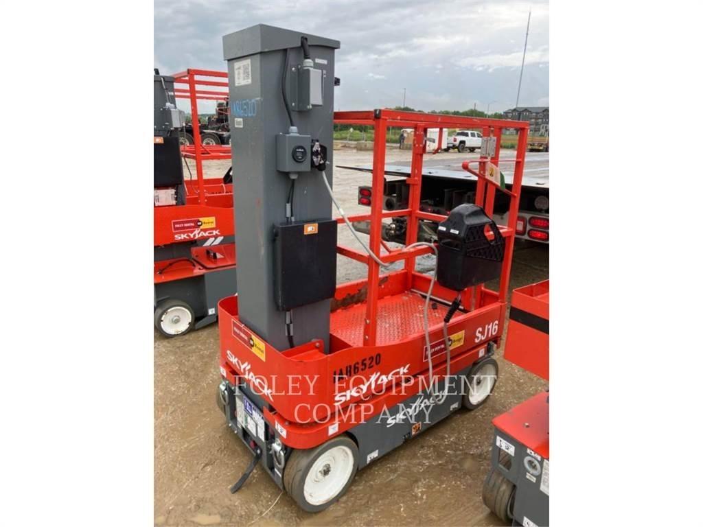 Skyjack SJ16 Šķerveida pacēlāji