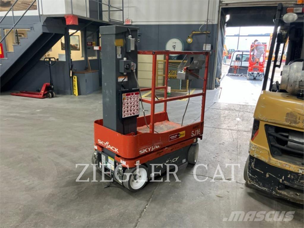 Skyjack SJ16 Šķerveida pacēlāji