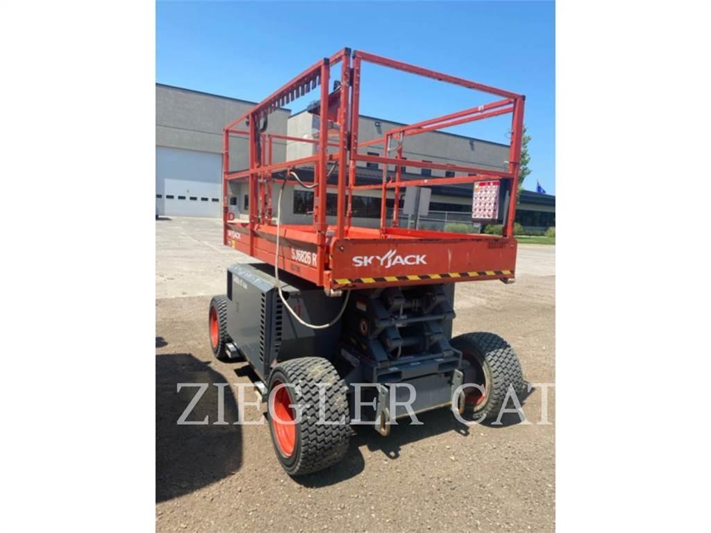 Skyjack SJ6826 Šķerveida pacēlāji