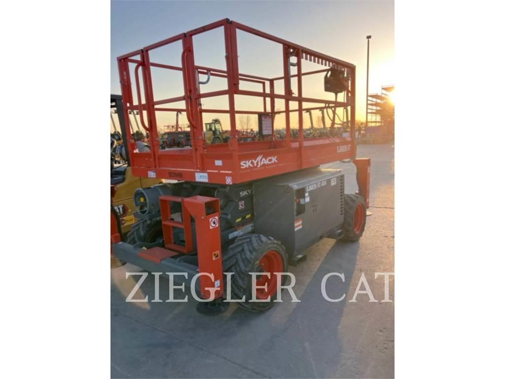 Skyjack SJ6826RT Šķerveida pacēlāji