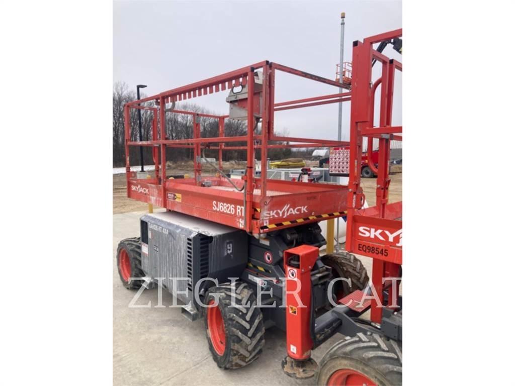 Skyjack SJ6826RT Šķerveida pacēlāji