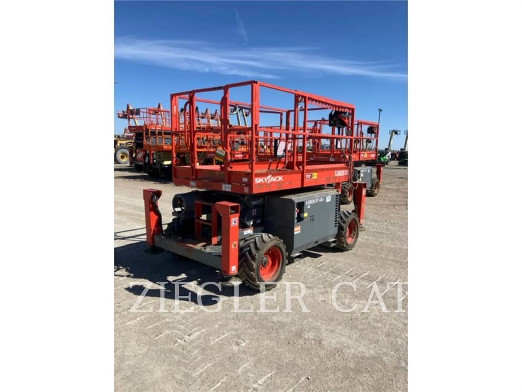 Skyjack SJ6826RT Šķerveida pacēlāji