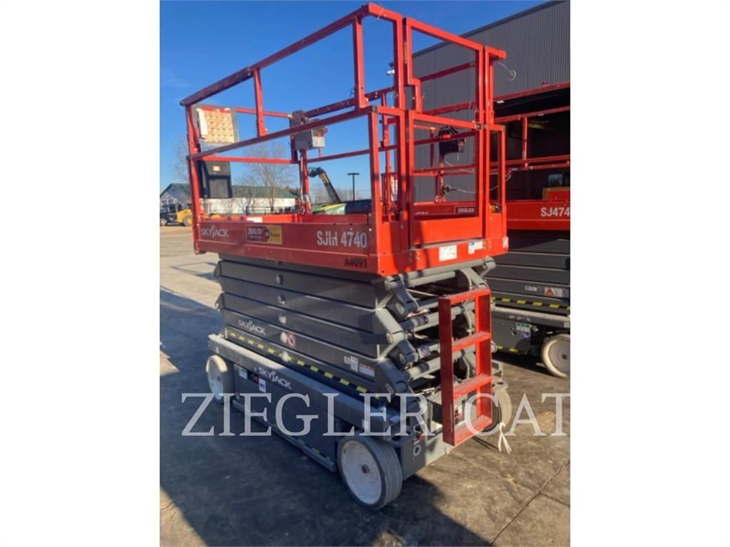 Skyjack SJIII4740 Šķerveida pacēlāji