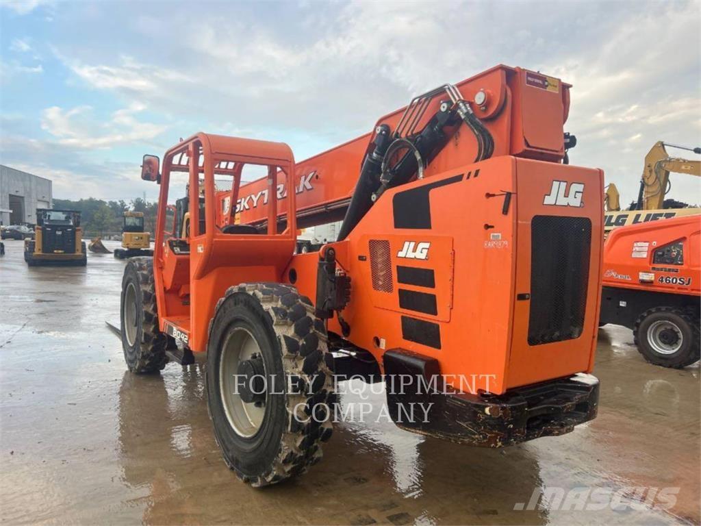 SkyTrak 8042O Teleskopiskie manipulatori