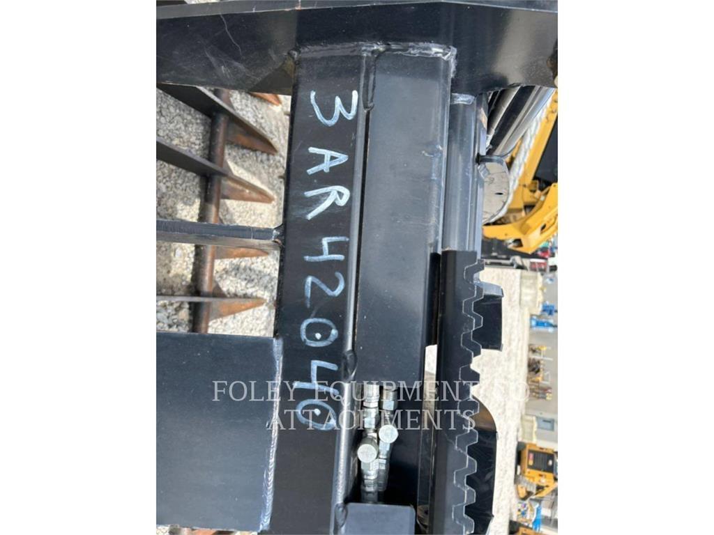 Virnig RKSSLLCG84 Lietoti riteņu kompaktiekrāvēji