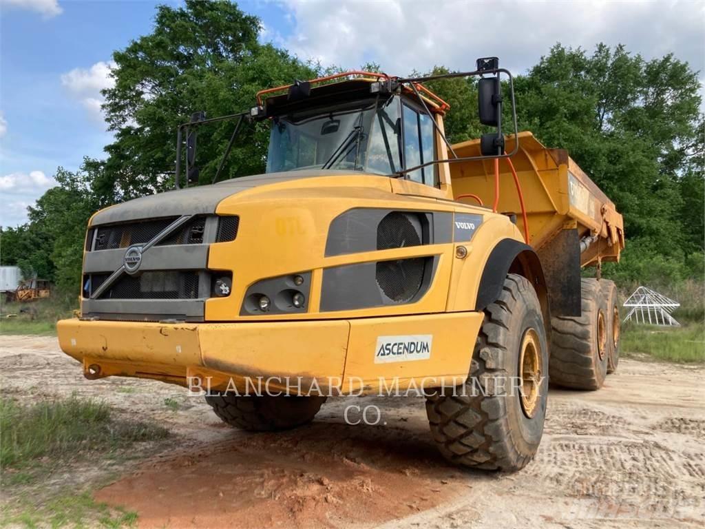 Volvo A40G Artikulētie pašizgāzēji
