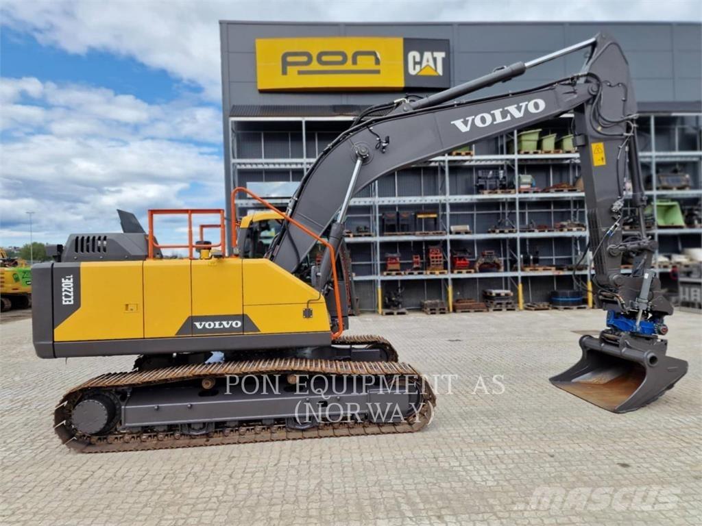 Volvo EC220 Kāpurķēžu ekskavatori