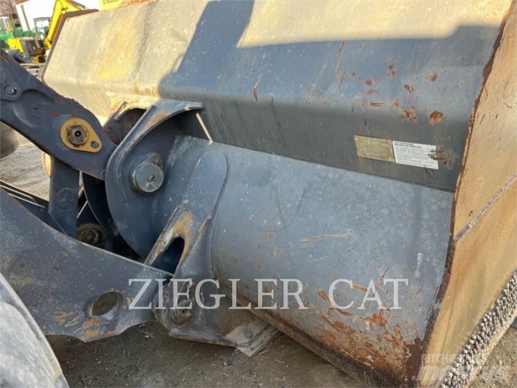 Volvo L220E Iekrāvēji uz riteņiem