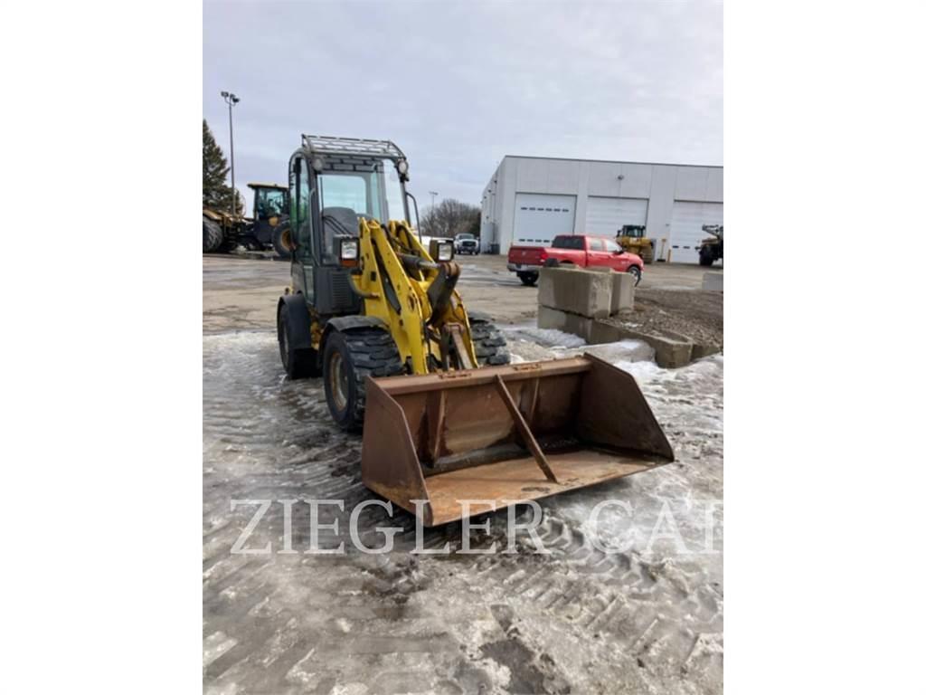 Wacker 30L Iekrāvēji uz riteņiem