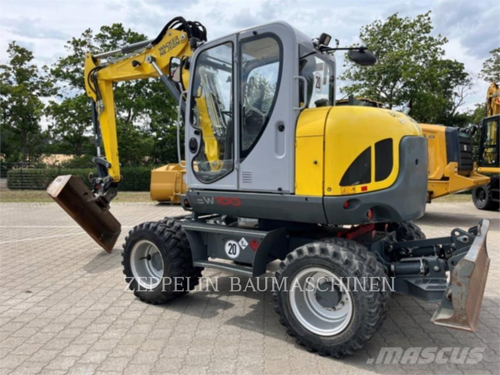 Wacker EW100 Ekskavatori uz riteņiem