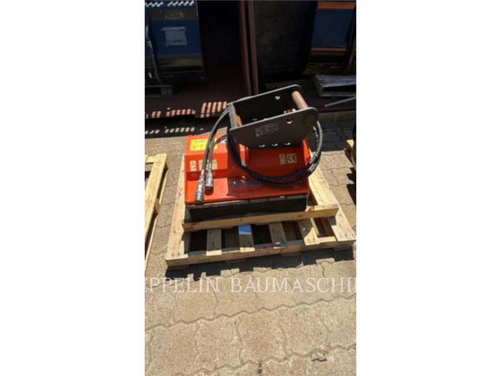 Wacker EW100 Ekskavatori uz riteņiem