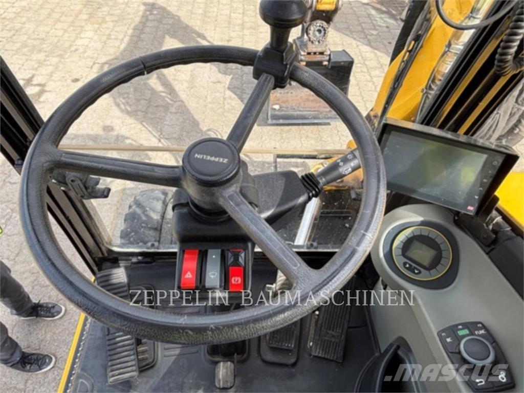 Wacker ZM110 Ekskavatori uz riteņiem